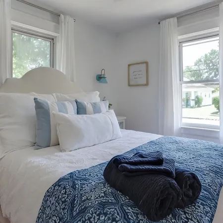 The Blue Bungalow- NC State, ITB, Cameron Village