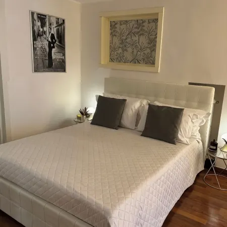 Calefati Gallery Luxury Apartment