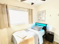 Lake Murray 3BR Retreat with AC and Skylight Ξενοδοχεία στην πόλη La Mesa