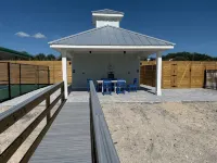 Brand New 5Br/5.5BA,Sleeps 16, Community Pool & Dock, Pickleball