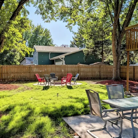 Inviting Cozy House in the Heart of Maple Grove
