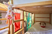 Today Only Special Deal! Entire House | Sleeps 12 | Free Parking | Direct Access to Tokyo - balcony