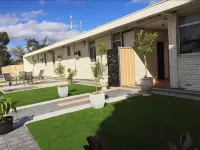 Perth City Motel - motel