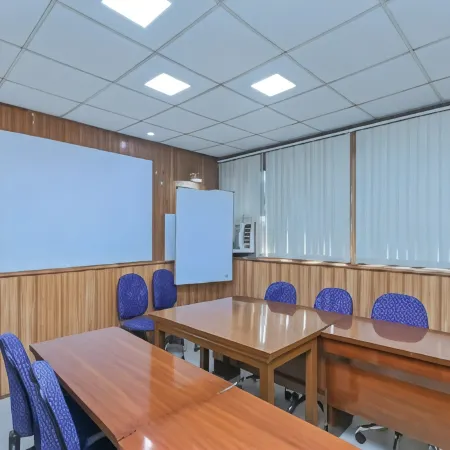 Hotel Akash Deep Отели рядом с достопримечательностью «Консульство США»