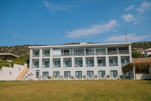 Life Point Hotel
