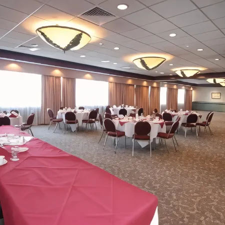 Oakland Airport Executive Hotel
