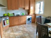 Woodgrove Holiday Homes, Inverness - parking