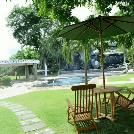 Sol Y Viento Mountain Hot Springs Resort