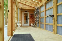 Centrally located, a Beautiful Landmark House for an ideal Family Getaway! - Wifi