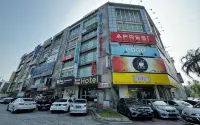 Best View Hotel Puchong - parking