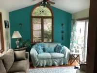 Cozy Beautiful Ptown 3 bedroom home/house. - 4 ดาว