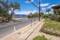 Modern & Tropical Oceanside Vistas