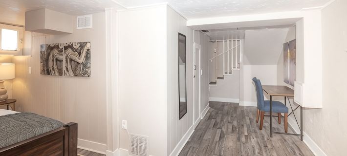 Cozy Carriage House, Walk to Unc, Free Bikes Отели в г. Грили
