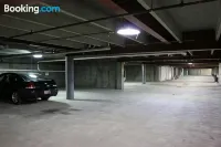グレイ ウルフ イン & スイーツ - 駐車場