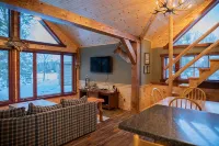 Mercer, WI Beautiful Flambeau Flowage Cabin - Wi-Fi