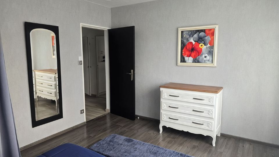 Superb 72m2 apartment in quiet, pleasant residence.
