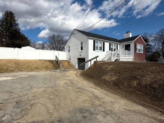 Charming 3-bedroom house completely renovated in Wilmington