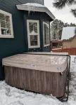 Pine Haven: Hot Tub, Games, Gym, Family Friendly - Boutique