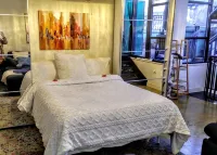 Lush Rooftop Terrace  City views A luxurious stay in  Central Downtown Area - balcony