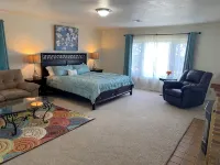 Steps to Beach! Pet Friendly. - 4-Star