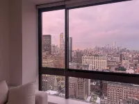 2 Bed Lux High Rise, steps from the Empire State - Bungalows