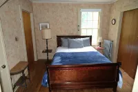 Historic 1874 Farm House at Foot of Gunks - 3-Star