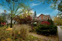 Private Elora Studio in Heart of Elora - 무료 와이파이