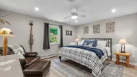 Ranch at Bear Creek Lake Jim Thorpe game room, fire pit walk to pool and lake! - Boutique