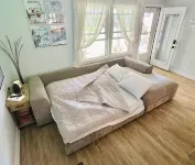 Charming 2-bedroom cottage steps away from the beach, restaurants, and downtown - Boutique