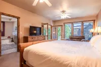 Large Luxury Home w/ Private Hot Tub / Garage - 4 tähden