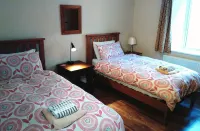 Skylark View,  Family getaway with Amazing Views - Wi-Fi