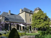 Chateau de Lissac - Pensions