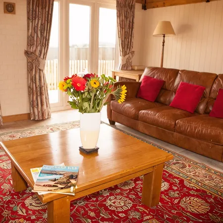 Secluded, family and pet friendly - close to Peppa Pig World and the New Forest