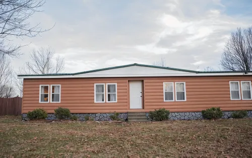 Crowns' Cabin at Ramp 11 Retreat by Concord Sun - Homestays