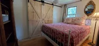 Charming Vintage Lake Cottage - シャレー