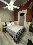 The Perch at Main Street Suites: A great way to experience downtown Van Buren! - Wi-Fi