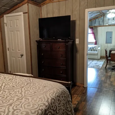 Private cabin located on 7 acres in the country