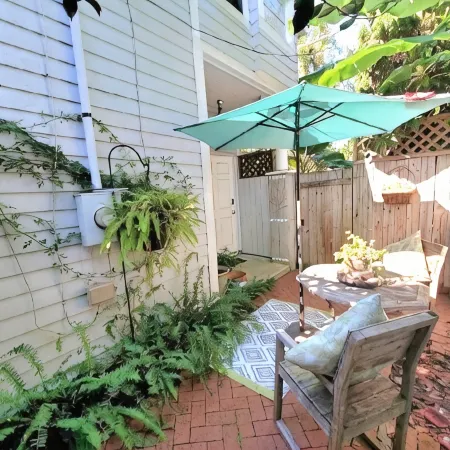 Carriage House, Forsyth Park, Pet friendly, private courtyard 🩷