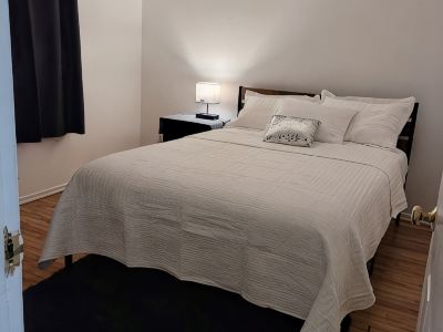 PureHeart House, Spacious, 3Bdr30 MN from Manhattan. NYC