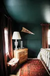 Cozy, speakeasy style house located in the heart of Norman - con encanto