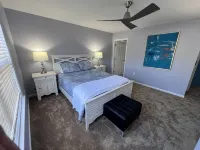 5 BR - 3 BA <2 Primary BR> SLEEPS 10 - 3 Pools - Linens & Bath Towels Provided - 4-Star