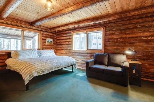 Black Butte Ranch Family Getaway, Short Walk to South Meadow Pool- Sleeps 12 - Alppimaja