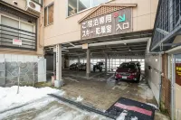 Oyado Hisaya - parking