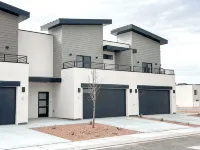 Kanab Townhome - Hot Tub - 3Br - Sleeps 10 - Zion - 3つ星