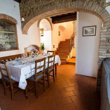 House with garden in the hills of Chianti