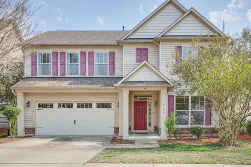 Stylish & Centrally Located Home - 3-Star