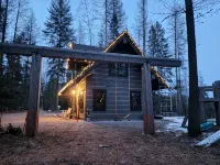 Play House Private Ozone Hot Tub, w/ Beautiful Views. Quaint, Cozy, & Peaceful. - 小木屋