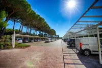 Park Hotel Marinetta - Beach & Spa - Parking