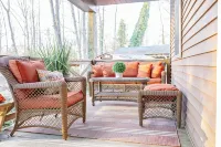 Cozy Pines Log Cabin 2BR+Loft Creekside w/ Hot Tub - Alphydda