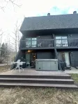 Negotiable! Hot tub, new kitchen and master bath. - balcony